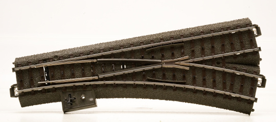 Märklin 24612 – C-Gleis Weiche rechts,mit Handschalthebel 