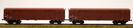 MTB-Model – 2-teiliges Set Gedeckter Güterwagen Gas der (D)DR 