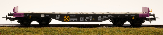 Tillig 77008 (AC) – Flachwagen Sgmmns 4505 der ERR 