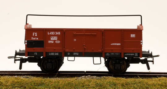 Klein Modellbahn 3047 – offener Güterwagen mit Bügel der FS 