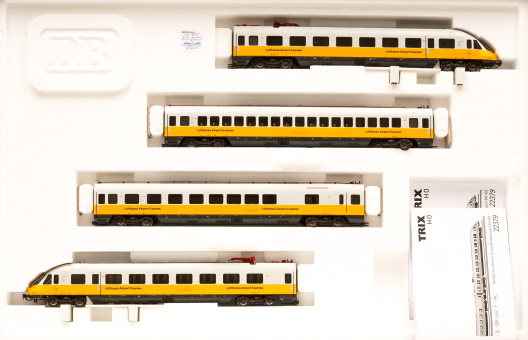 Trix 22379 – Lufthansa-Airport-Express BR 403 der DB, digital & Sound & Innenbeleuchtung  