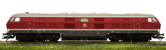 Trix 22432 – Mehrzweck-Diesellok BR 320 (V300) der DB, digital (mfx/MM/DCC) & Sound 