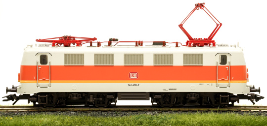 Trix 22170 – Nahverkehrs-Elektrolok BR 141 der DB AG, digital (DCC) & Sound 