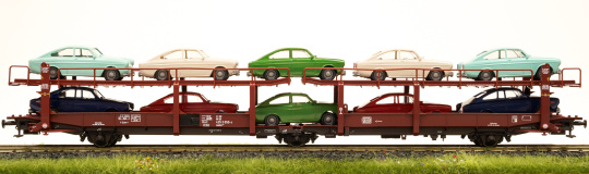 Roco 76459 – Autotransportwagen Laekks 543 der DB, beladen mit VW 1500 
