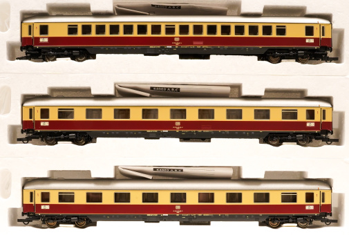 Roco 64003 (DC) – 3-teiliges Schnellzugagen-Set -TEE Merkur- der DB 
