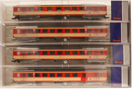 Roco 74130 (DC) – 4-teiliges Schlierenwagen-Set der ÖBB 