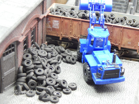 Juweela 28172 (H0) – Altreifen PKW, lose, 20g 