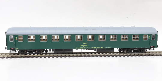 Igra 97110064 – 2. Klasse Schnellzugwagen Bai mit Funkzentrale der CSD 