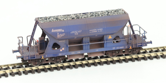 Igra 96500011w (TT) – Selbstenladenwagen Faccs der Lovochemie, gealtert 