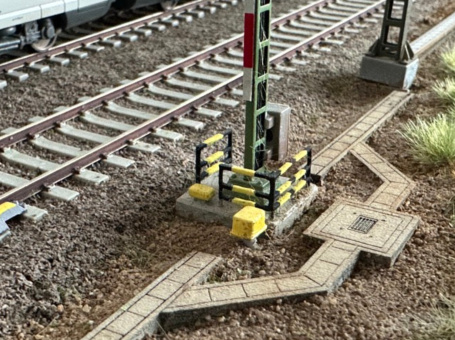 BIMM Modellbau BM501-6 (H0) – 5x E-Gleis/Signalkästen 