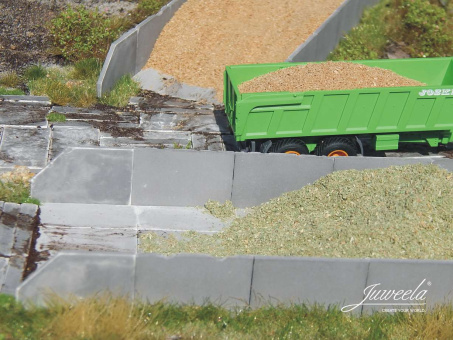 Juweela 28382 (H0) – Silage lose, braun & grün 