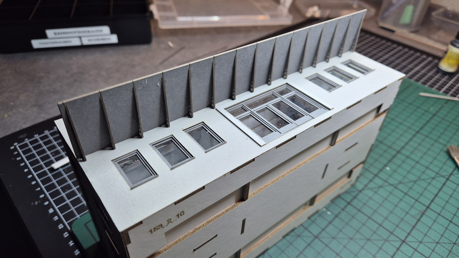 Einblick in den Aufbau eines Lasercut-Gebäudemodells